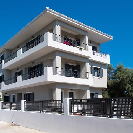 Melina Apartments Lefkáda Extérieur photo